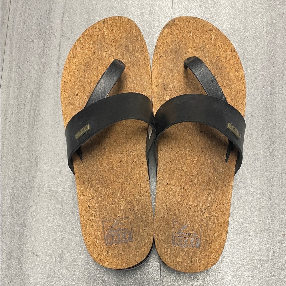 Reef Black and Tan Sandals